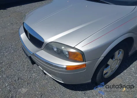 2002 Lincoln Ls V8 Auto z USA, uszkodzony, nr VIN 1LNHM87AX2Y693891